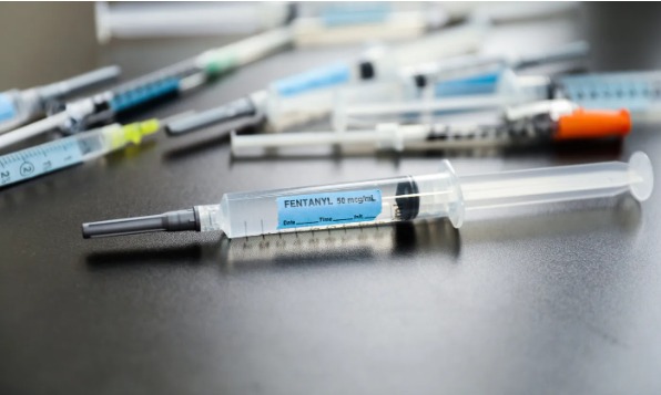 Investigan si un paciente fallecido en Rosario recibió fentanilo contaminado