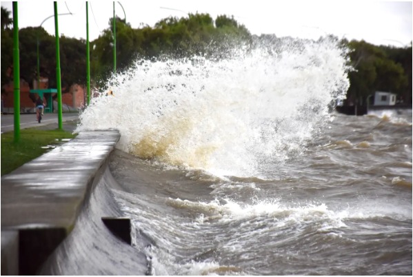 Alerta por una aviso de crecida del Río de La Plata en la región