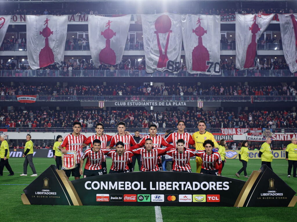 Estudiantes no pudo con Flamengo en La Plata y terminó igualando sin goles en UNO - Diario Gran La Plata