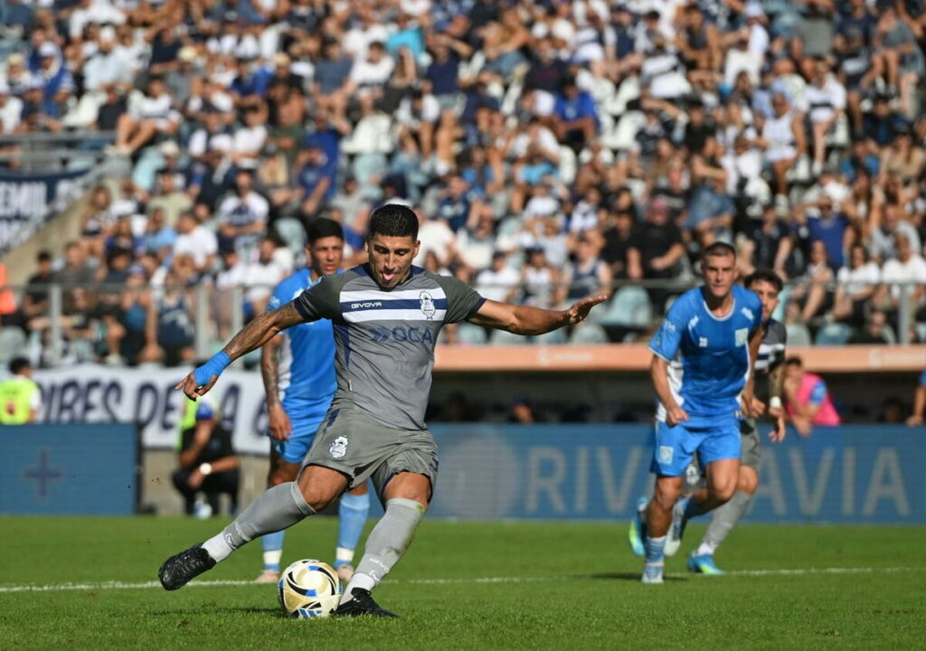 Gimnasia va por los playoffs en Río Cuarto: hora, TV y el equipo que prepara Pereyra - Diario Gran La Plata